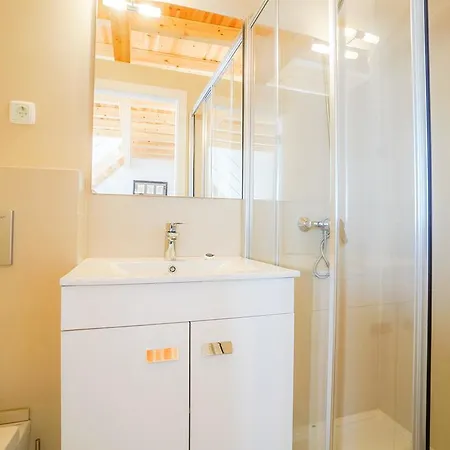 アパート Shortstayflat- Studio Duplex With Great View *