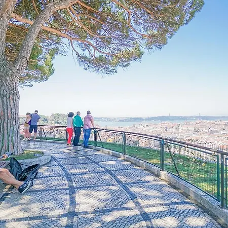 Shortstayflat- Studio Duplex With Great View Lisbon